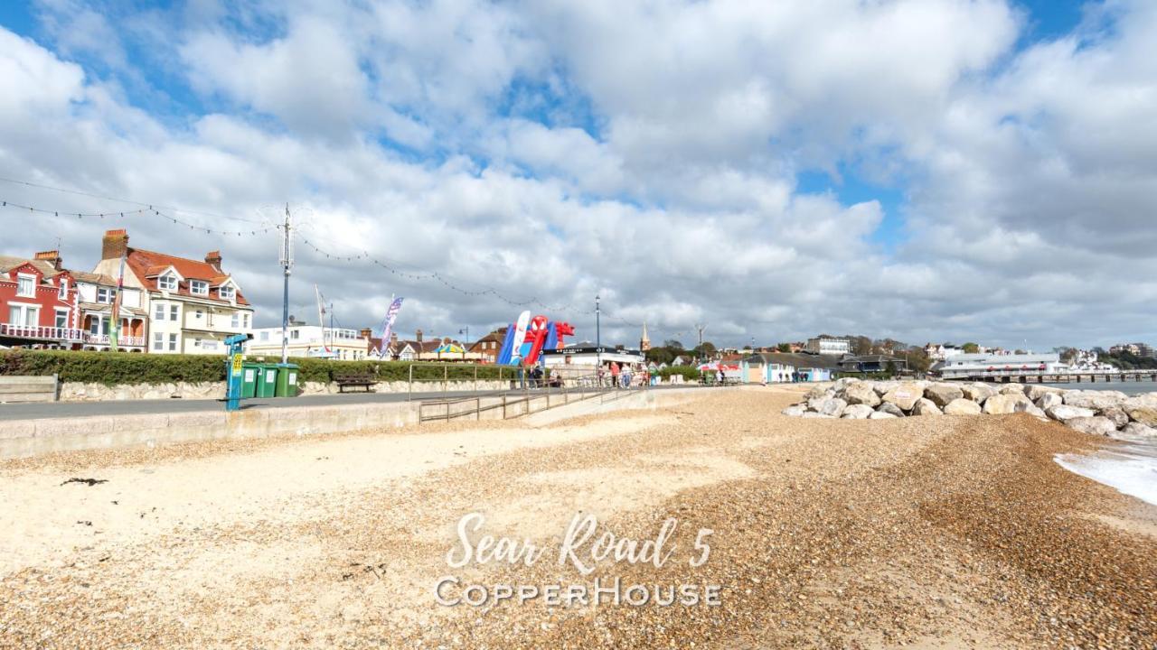 Beautiful Apartments On The Sea Front - Sea Road 5 Felixstowe Buitenkant foto